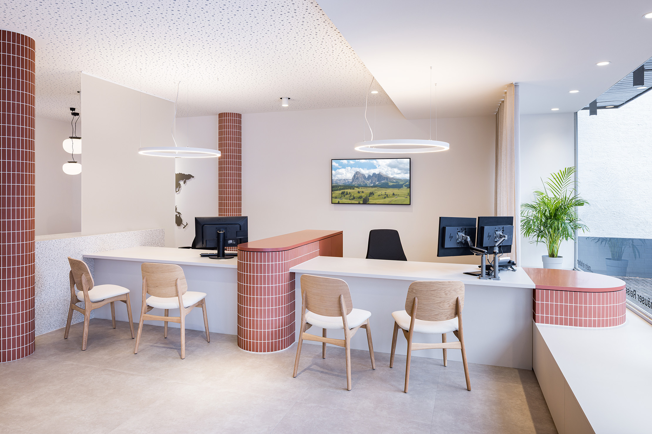 Einhäuser Reisebüro - 13b-2220x1480