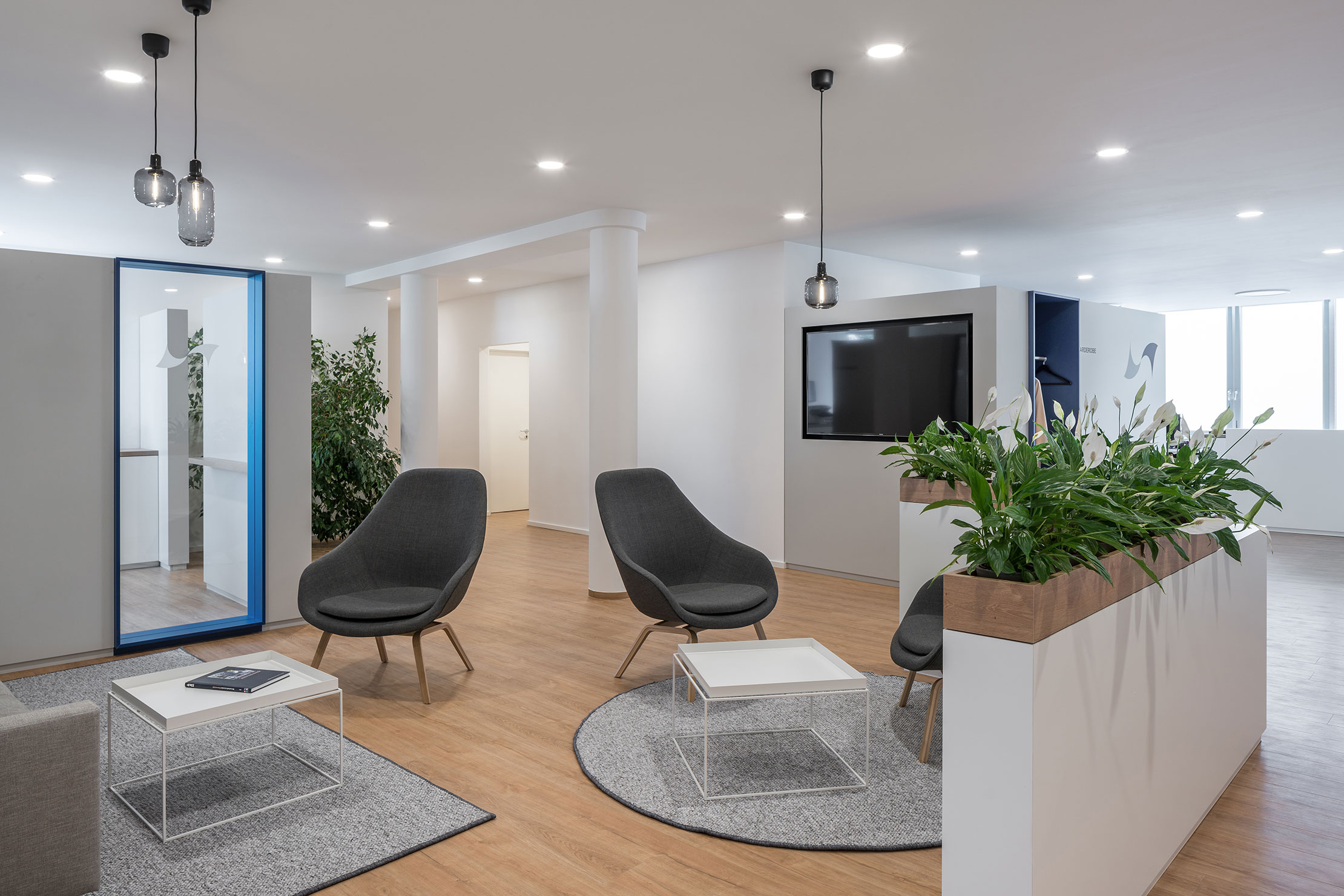 whythefriday-Concienta-06-2220x1480