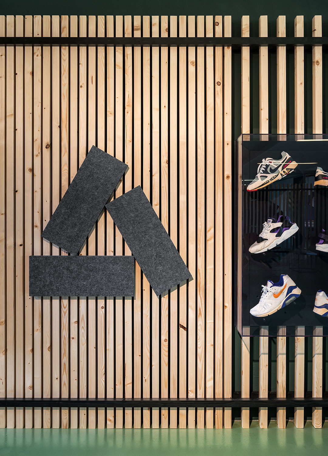 whythefriday-asphaltgold-office_11-1080x1500-1