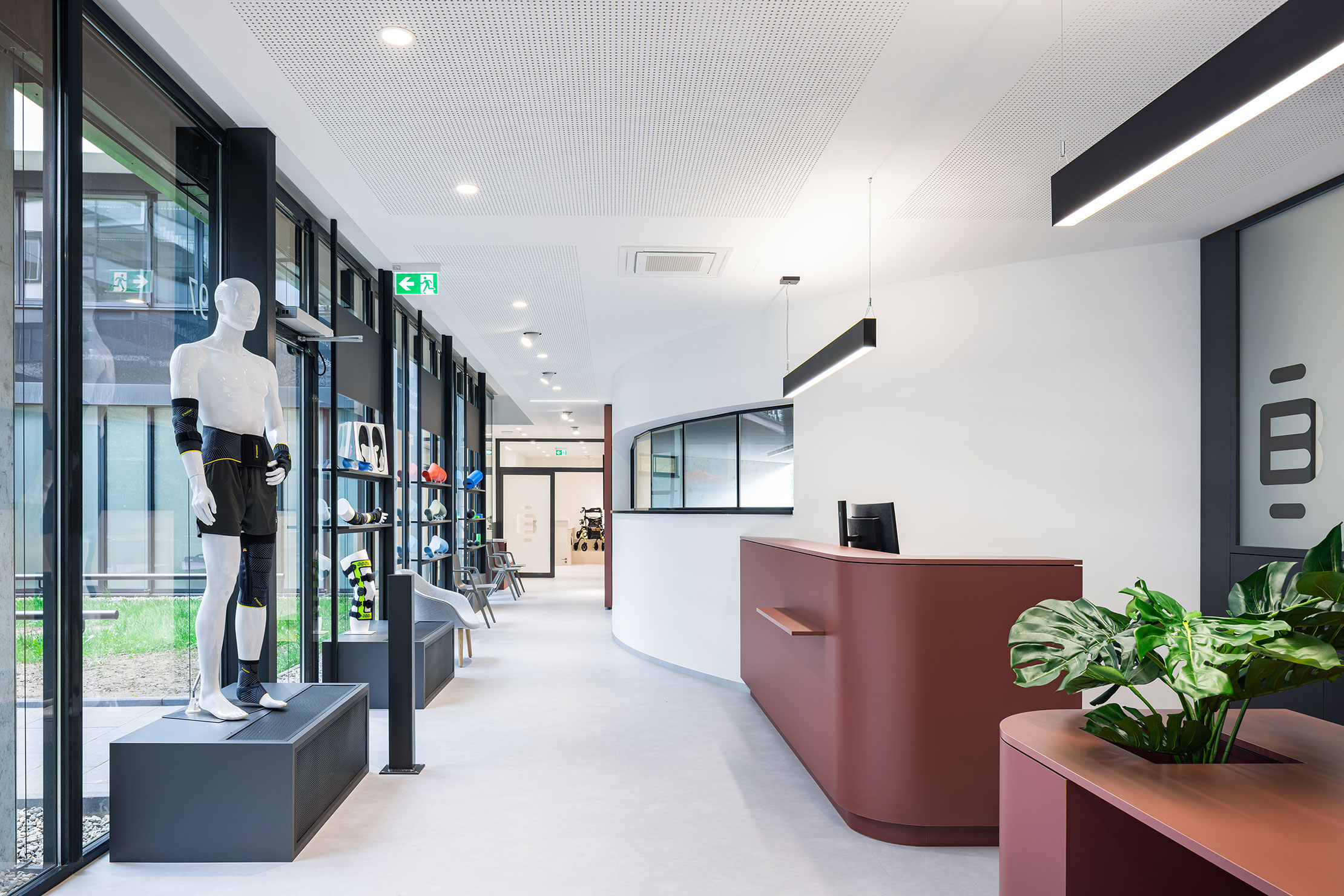 Behrmann-07-2220x1480