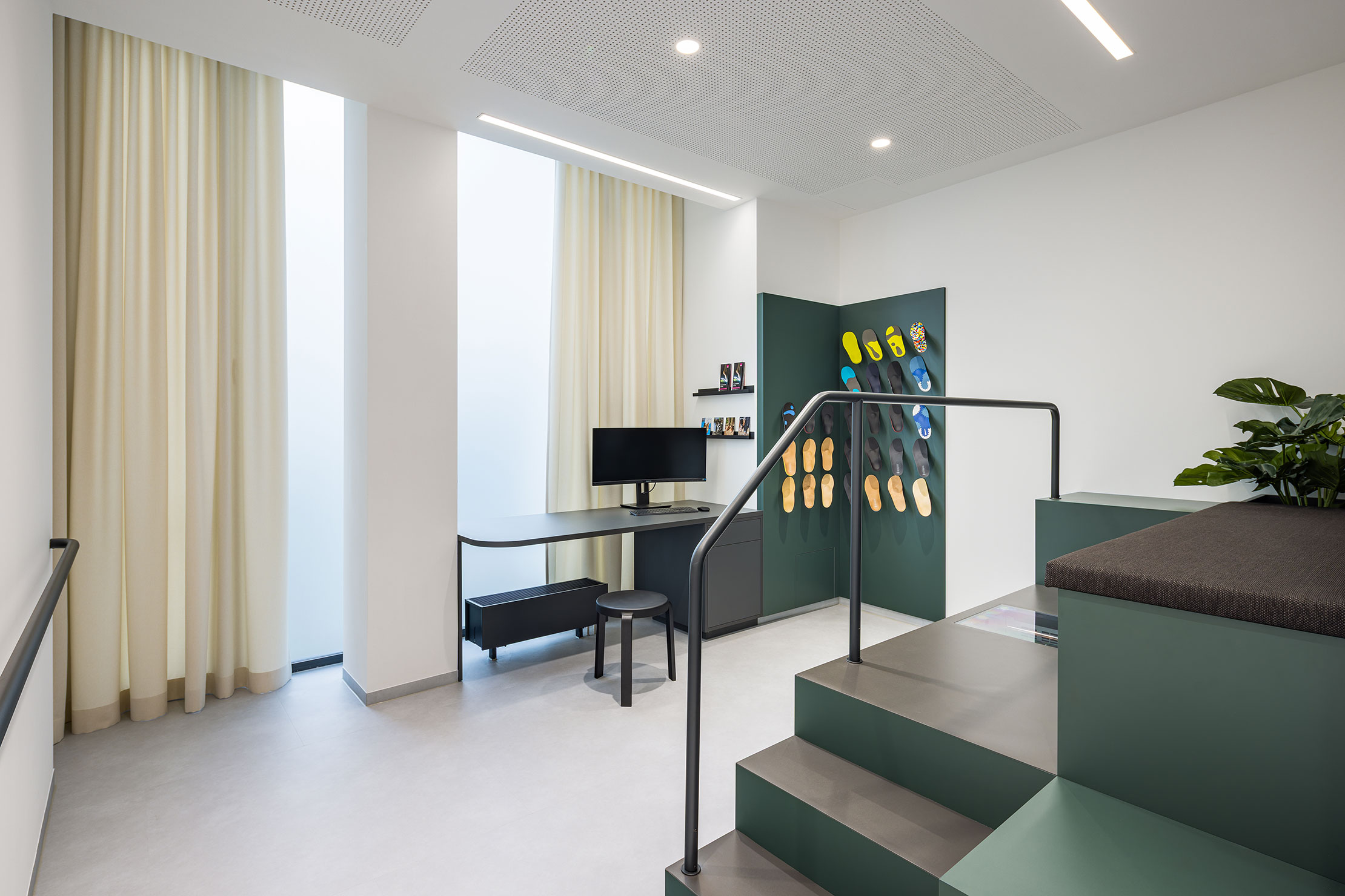 Behrmann-14-2220x1480